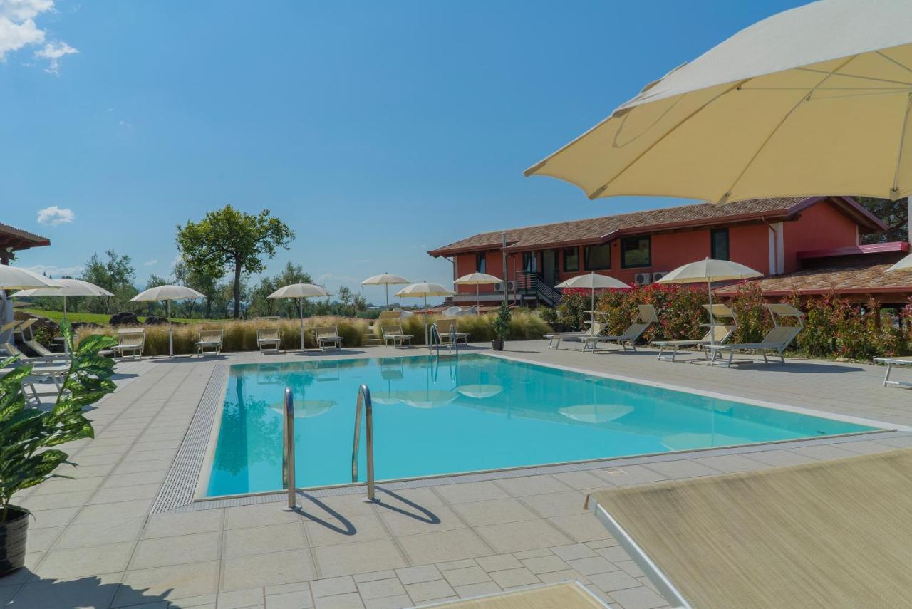 Terra Di Vento Bed & Breakfast Montecorvino Pugliano Exterior foto